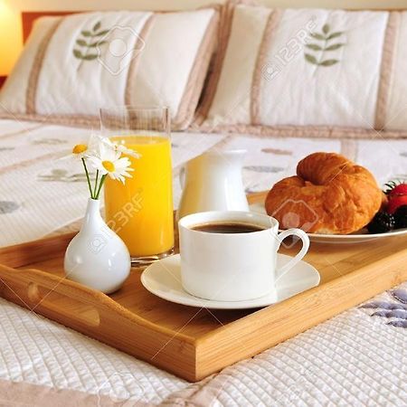 Hotel Gula Батизовце Экстерьер фото